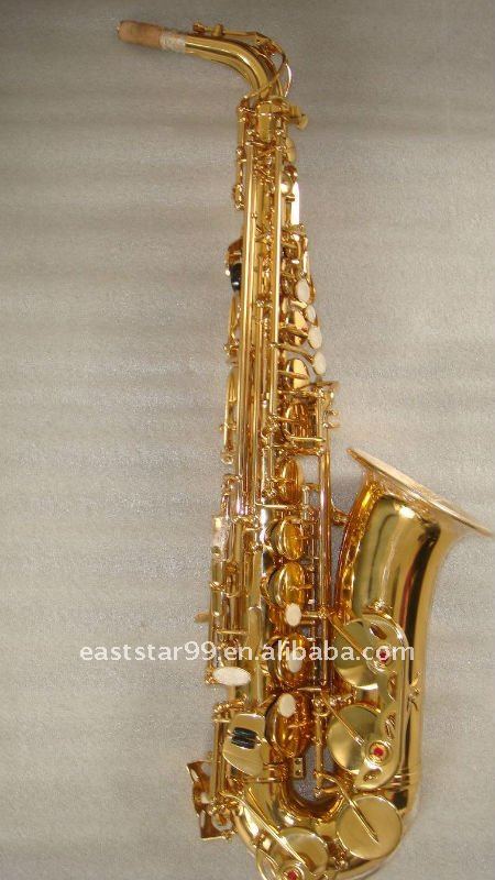 gold lacquer saxophone