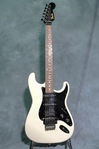 FENDER JAPAN / ST62-FR White w/soft case Free shipping From JAPAN #U812