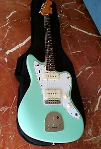 2015 FENDER CLASSIC 60s JAZZMASTER SURF GREEN LACQUER!!!!