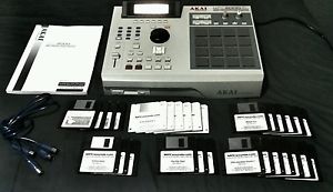 Akai MPC 2000XL * Very Rare Condition - NEW / MINT w/ Original Box & Manual