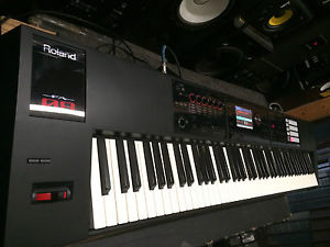Roland FA08 Keyb