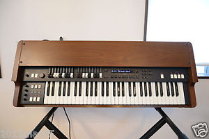 KORG CX-3 61 Key Combo Organ 128 programs. 2 sets of 9 drawbars w/flight case