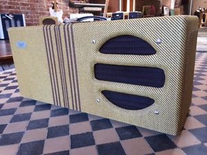 Valco Oahu Suitcase Amp by Vintage 47 Amps - DISCONTINUED!