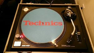 Technics SL1200M