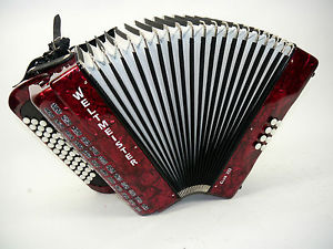 Akkordeon,  Handharmonika,  Weltmeister,  Club 333, C-F, Neuwertig
