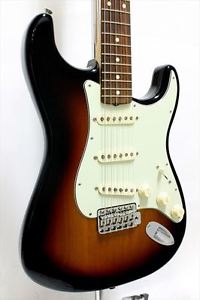 Free Shipping Used Fender Classic Series '60s Stratocaster 3-Color Sunburst