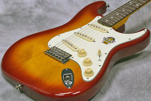 Fender Japan Exclusive Classic 60s Stratocaster Texas Special Cherry Burst F/S