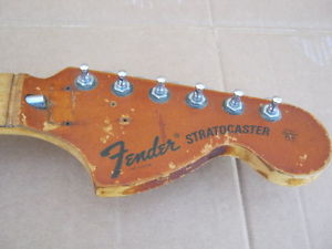1975 FENDER STRATOCASTER USA MAPLE NECK