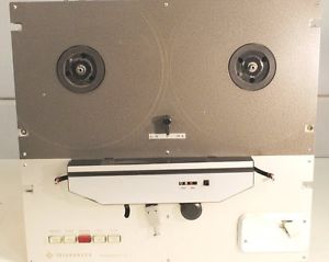 Telefunken M12, stereo master recorder