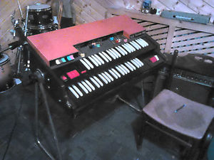 VOX Continental 300 organ