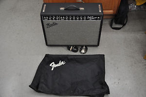 MINT Fender Vintage Reissue '65 Deluxe Reverb Guitar Combo Amp W/ VIBREV PEDAL