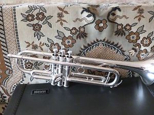 YAMAHA YTR 4335Gs Trumpet very good.