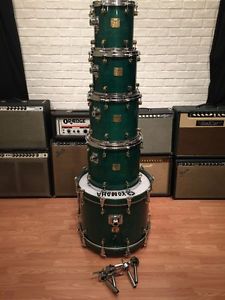 Yamaha Maple Custom 5 piece drum set kit excellent