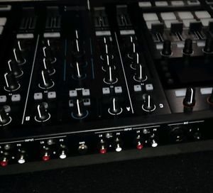 Native Instruments Traktor Kontrol S8 with case ~ Excellent condition