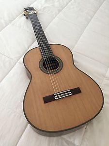 Yamaha G-255sII Acoustic Nylon Classical Guitar