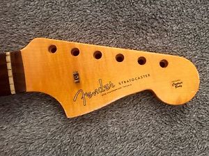 FENDER CUSTOM SHOP RELIC NECK STRATOCASTER / JAZZMASTER GUITAR