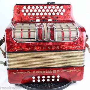 HOHNER Corona III R Classic button accordion with Straps GCF Sol (16137)