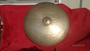 K ZILDJIAN ISTANBUL  22  INCH NEW STAMP  RIDE  CYMBAL 2590 GRM