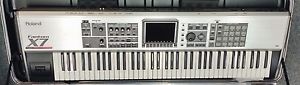 Roland FantomX7 
