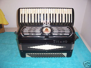 TITANO 120 bass Accordion 2 & 4 Reeds Black Tube Chamber Accordian  VG Cond.