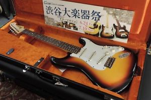 Fender Limited Edition 1965 Stratocaster Relic-Opaque 3-Tone Sunburst #E417