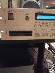 Vintage Akai S950 Midi Digital Sampler