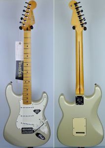 FENDER Stratocaster 60th DIAMOND 2006 NEUVE ! NEW RARE