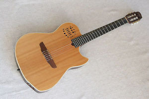 GODIN MULTIAC NYLON SA SYNTH ACCESS 2 VOICE