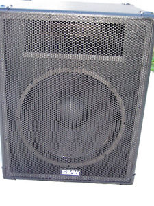 EAW NEW SB150zR -->PAIR<--- 15" Touring Sub w/NL4 NEW Eastern Acoustic Works