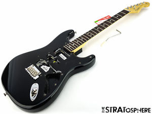 American Standard Fender Strat BODY HARDWARE NECK+TUNERS Stratocaster Black RW