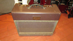 Vintage 1956 Gibson GA-20 T Guitar Amplifier Two Tone w/ Original Footswitch