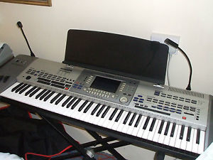 YAMAHA 9000 PRO O/S Version 2 Synthesiser Excellent Condition