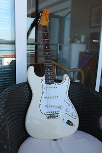 1983 Squier by Fender JV strat '62 reissue stratocaster Vintage White VWH