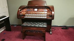 LOWREY SU530 STARDUST ORGAN