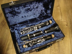 BEAUTIFUL BOOSEY AND HAWKES 8-10  Bb  WOODEN CLARINET FULLY OVERHAULED