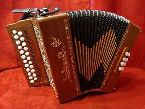NEW Saltarelle Diatonic Irish Button Accordion Tara B C LMMM 23/8 Made in Italy
