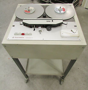 Telefunken Magnetophon 12 - M12 in original trolley