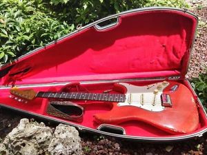 1965 Fender Stratocaster Fiesta Red Pre Cbs L8 with hard shell case