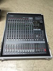 Yamaha MGP16X 16-Input Hybrid Console w/ USB, Effects, iPhone Connectivity