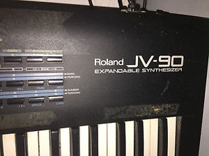 Piano Roland JV 90