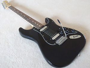 Guitarra Eléctrica Fender Stratocaster HH MIM