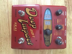 Akai Deep Impact (Played  by Chris Wolstenholme - Muse)