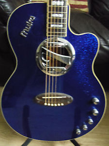 STUNNING  ITALIA MUIRA ELECTRO ACOUSTIC GUITAR RARE BLUE SPARKLE WITH GIG BAG
