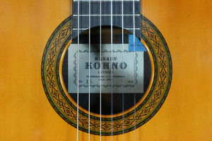 1978 Kohno Masaru NO.15 GUT GUITAR W/Hard shell case