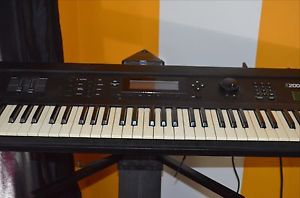 Kurzweil k2000 synthesizer VAST technology vintage synth retro w/disks retro