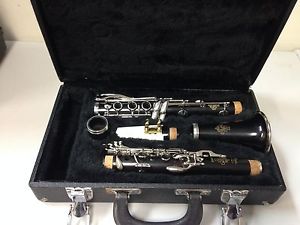 Beautiful Leblanc Paris Classic II B-flat Clarinet