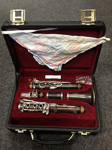 Buffet clarinet E13 in original hard case, Made in France