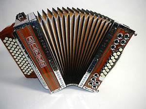 steirische Harmonika ,  Alpen ,  B-Es-As-Des ,  Neu