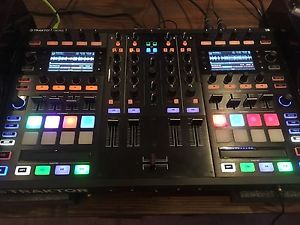 Native Instruments Traktor Kontrol S8 Controller Perfect Condition