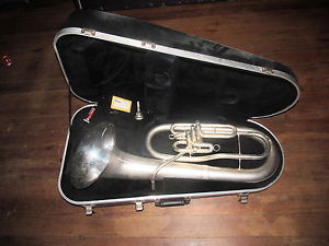 Vintage 1981 King 625 SB Student Baritone in Satin Silver